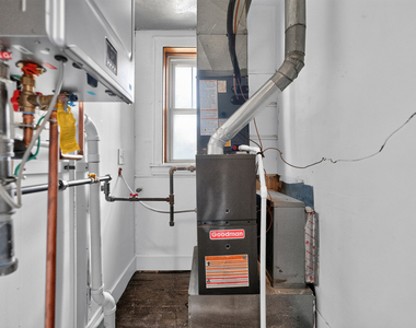 1101 S Oak Park Avenue - Photo Thumbnail 15