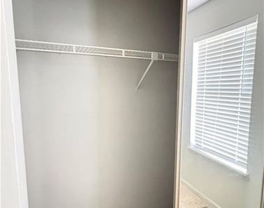 3241 Tennington Place - Photo Thumbnail 12