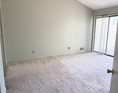3241 Tennington Place - Photo Thumbnail 7