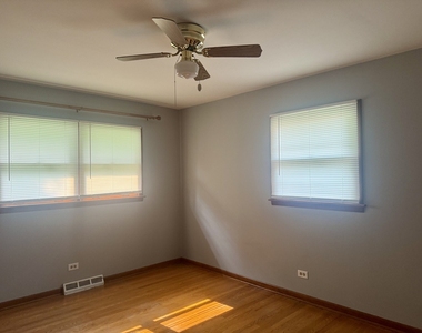 5341 Grand Avenue - Photo Thumbnail 5