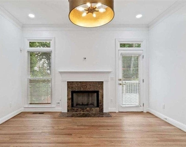 1711 Summit Glen Lane - Photo Thumbnail 35
