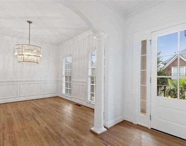 1711 Summit Glen Lane - Photo Thumbnail 1