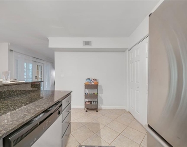 1445 Monroe Drive - Photo Thumbnail 18