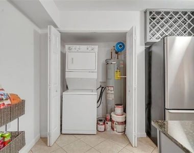 1445 Monroe Drive - Photo Thumbnail 19
