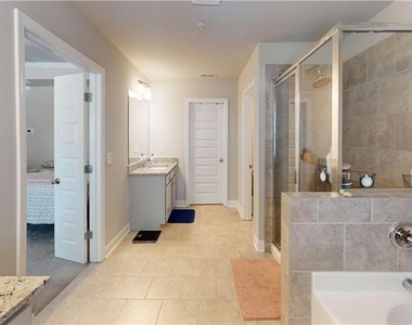 339 Cherryhill Lane - Photo Thumbnail 8