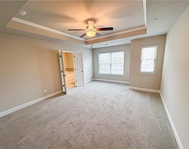 339 Cherryhill Lane - Photo Thumbnail 5