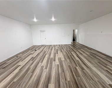 339 Cherryhill Lane - Photo Thumbnail 3