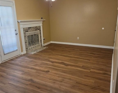 5595 Wells Circle - Photo Thumbnail 6