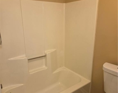 5595 Wells Circle - Photo Thumbnail 21