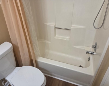 5595 Wells Circle - Photo Thumbnail 15