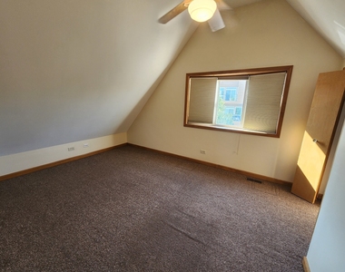 726 W 17th Street - Photo Thumbnail 12