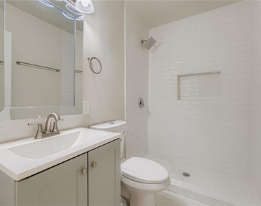 1191 Beechview Drive Se - Photo Thumbnail 16