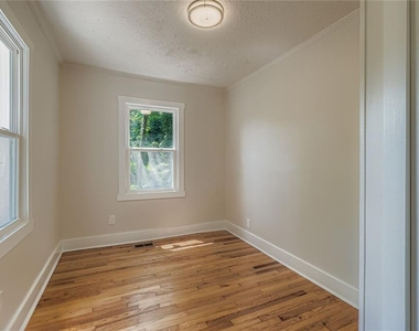 1191 Beechview Drive Se - Photo Thumbnail 18