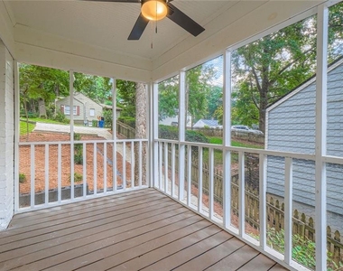 1191 Beechview Drive Se - Photo Thumbnail 23