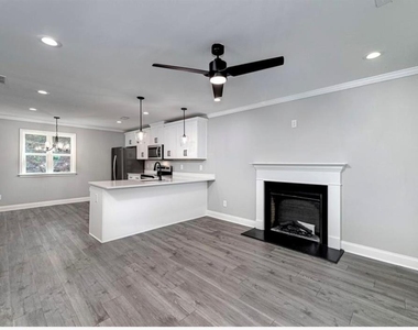 6290 Akins Way - Photo Thumbnail 2