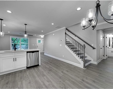 6290 Akins Way - Photo Thumbnail 3