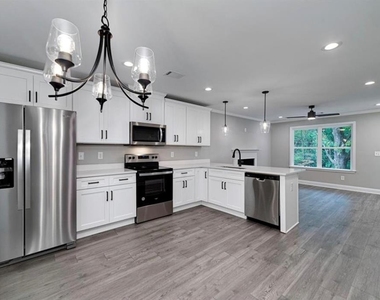 6290 Akins Way - Photo Thumbnail 6