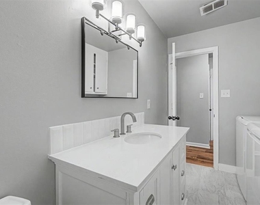2430 Coosawattee Drive Ne - Photo Thumbnail 13