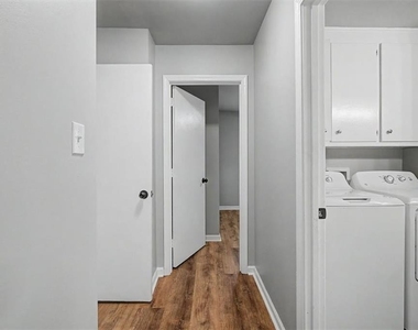 2430 Coosawattee Drive Ne - Photo Thumbnail 15