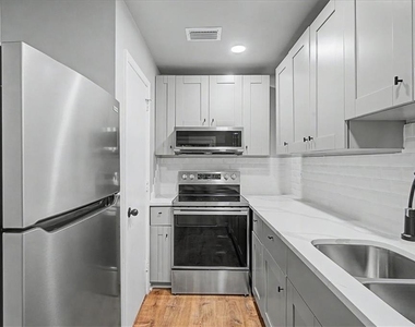 2430 Coosawattee Drive Ne - Photo Thumbnail 5
