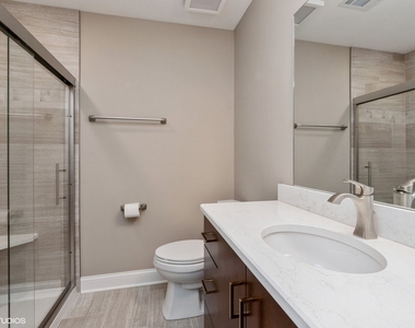 214 Manor Drive - Photo Thumbnail 13