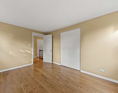 1121 Belmar Lane - Photo Thumbnail 16