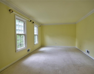 2101 Mark Hall Court - Photo Thumbnail 4