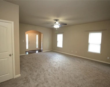 1317 Castleberry Drive - Photo Thumbnail 4