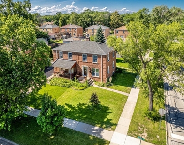 1798 Howard Avenue - Photo Thumbnail 15