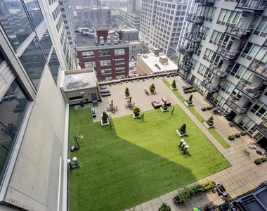 565 W Quincy Street - Photo Thumbnail 13