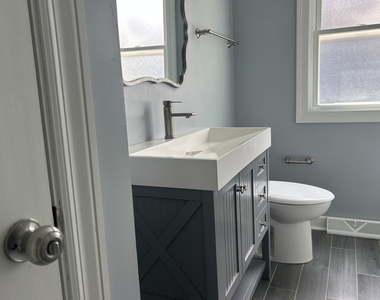 3940 Forest Avenue - Photo Thumbnail 3