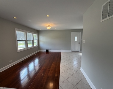 2204 Campbell Street - Photo Thumbnail 5
