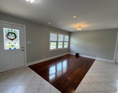2204 Campbell Street - Photo Thumbnail 4