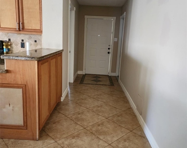 9411 Jan Glen Lane - Photo Thumbnail 6