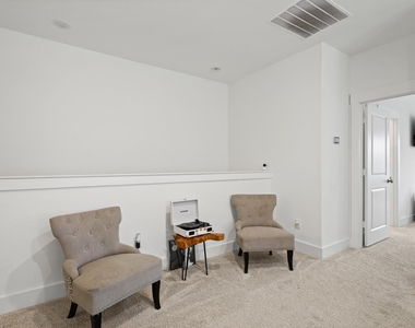 1013 Carnation Drive - Photo Thumbnail 28