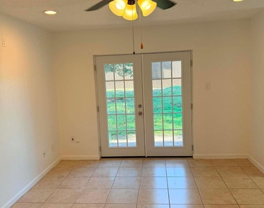 11002 Clear Fork Drive - Photo Thumbnail 6