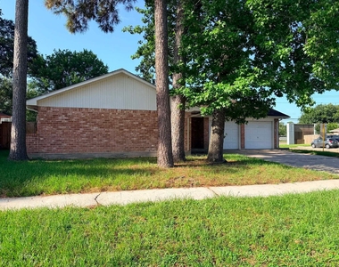 11002 Clear Fork Drive - Photo Thumbnail 1