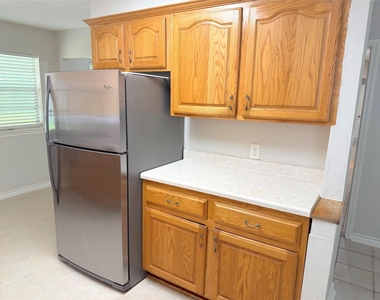 534 Glenvale Drive - Photo Thumbnail 7