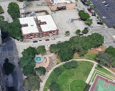 1414 Austin Street - Photo Thumbnail 8