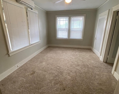 1414 Austin Street - Photo Thumbnail 7