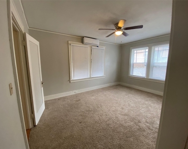1414 Austin Street - Photo Thumbnail 5
