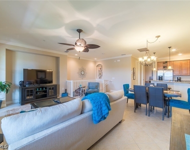 11907 Adoncia Way - Photo Thumbnail 4