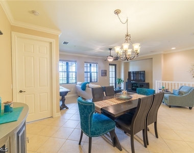 11907 Adoncia Way - Photo Thumbnail 5