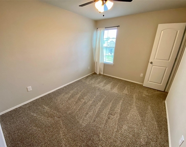 13832 Rock Island Trail - Photo Thumbnail 25