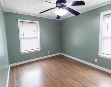 809 Norell Street - Photo Thumbnail 8