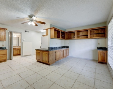 1311 Antoine Drive - Photo Thumbnail 14