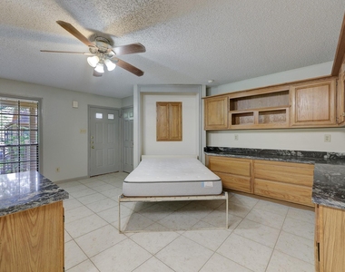 1311 Antoine Drive - Photo Thumbnail 8