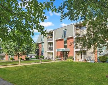 3 New Haven - Photo Thumbnail 25