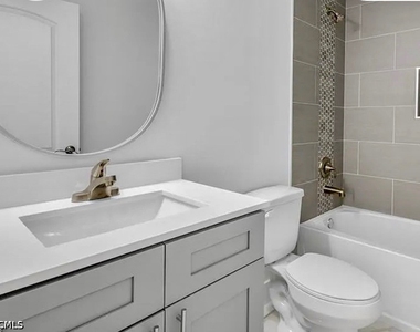 402 Grant Boulevard - Photo Thumbnail 4