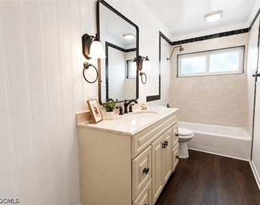8512 Chatham Street - Photo Thumbnail 17